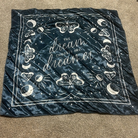 Owl Crate Dreamer Bandana Scarf - Picture 3 of 3